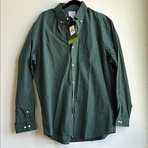 L.L. Bean Men's Green Buttondown Cotton Shirt - Size L in green pine